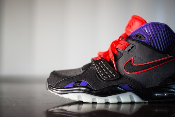 Nike Megatron Nike Air Trainer SC I Images Show Support For Calvin Johnson Transformers Exclusive  (6 of 9)